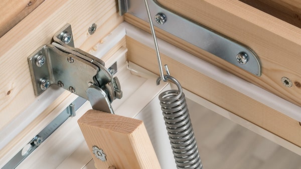 DOLLEs smarte clickFIX system til lofttrapper